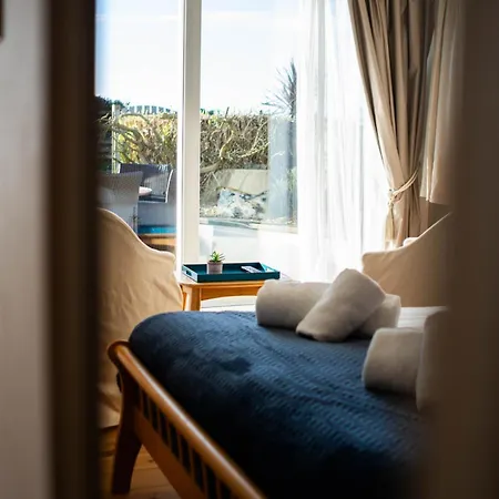 Holiday home The Cove